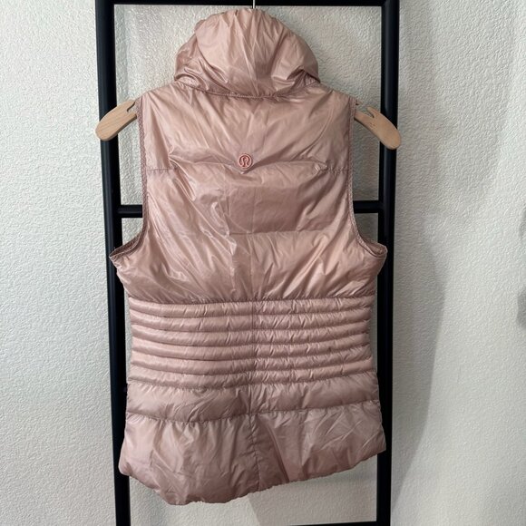 Lululemon Fluffin Awesome Vest in Rose Gold Size 4 - Picture 4 of 8